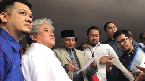 Umur 56 tahun), adalah seorang birokrat dan tokoh kepolisian indonesia yang menjabat sebagai menteri dalam negeri indonesia. Amien Rais : Pak Jokowi, Tolong Copot Kapolri - Sang Pencerah