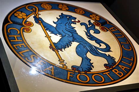 Hey guys this is the chelsea fc badge for black opsi know they havent got the biggest fan count but im sure some people would like it. Chelsea FC badge | A sgraffito roundel of the official ...