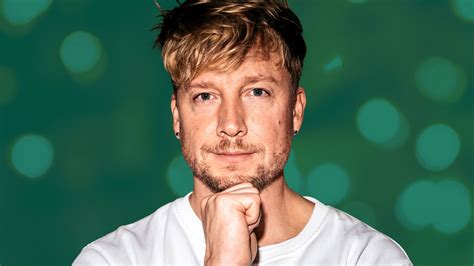 He was born on april 2, 1976 in helsinki, finland. Weihnachten 2020: Videochat mit Samu Haber gewinnen | STERN.de