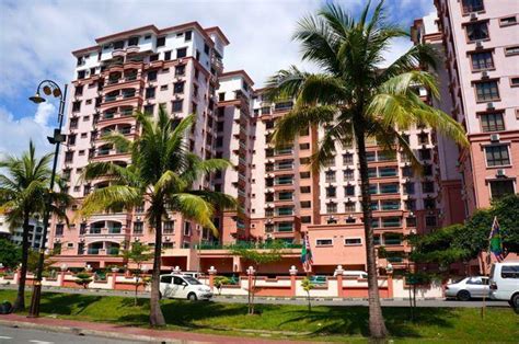 Book mc holiday apartment @ marina court resort condominium kota kinabalu Don's Marina Court Holiday Apartment Has Children's Pool ...