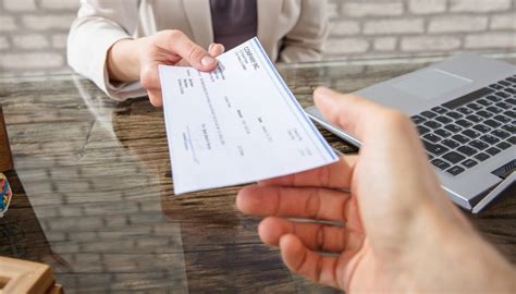 Pampasan pekerja adalah insurans bagi pekerja yang cedera atau yang sakit akibat kerja mereka. Bagaimana Menghitung Gaji Pro Rata - - 2020