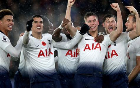 Tottenham hotspur news and transfers from spurs web. Por £ 320 milhões, Tottenham renova patrocínio máster com ...