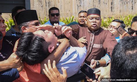We did not find results for: Najib Supporters Got Violent With UM Students Chanting ...