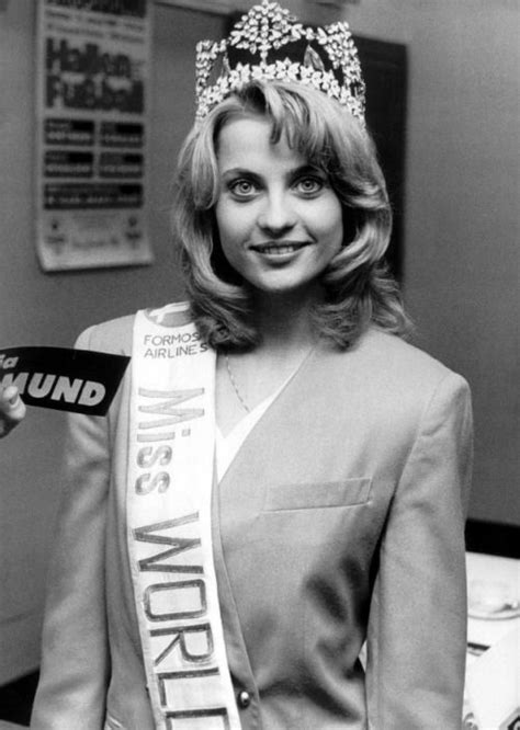W 1989 aneta kręglicka dokonała czegoś, co nie udało się żadnej polce wcześniej ani później: Miss World 1989, Aneta Kręglicka from Poland | Model