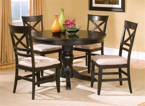 Dinettes, like a dining room set, come in many styles and will fit in with many decors. Dinette Sets | The Flat Decoration