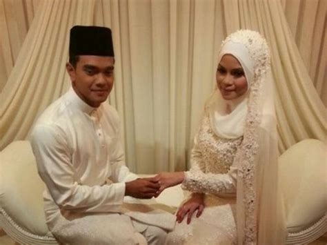 Yesterday's bad news came to us and we couldn't believe it.…» "Kena Tahu Bila Patut 'Back Off'!" - Alif Satar Dedah ...