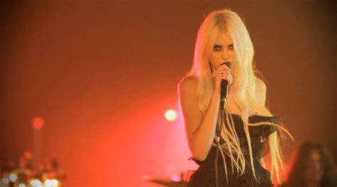 Extramovies.com, extramovies, extramovie, extra movies hd, extramovie download, extramovies.in , dual audio movies, 720p movies, 1080p movies, bollywood movies download. Picture of Taylor Momsen in Music Video: Just Tonight ...