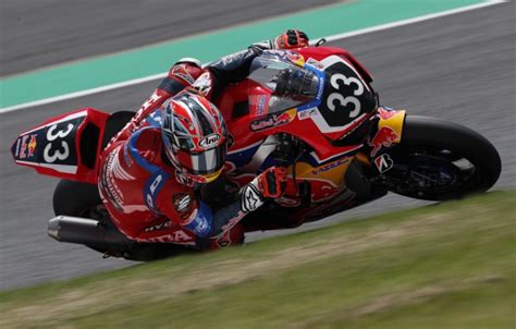 Suzuka 8 hours was produced by namco in 1992. Suzuka 8 Hours - Red Bull Honda Fastest on Day 1 of Second ...