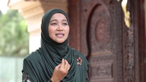 • wanita dan dakwah di era globalisasi oleh: 18-Puasa dan Al Quran - Ustazah Isfadiah Mohd Dasuki - YouTube
