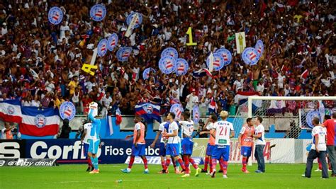 O jogo será transmitido pelo premiere. Despedida do Bahia na Fonte tem golaços, "passe" do ...