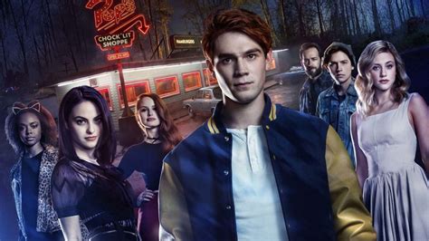 After the death of one of the rich and popular blossom twins on the 4th of july, the small town of riverdale investigates the murder. Riverdale All Seasons English Subtitles - Zip Download ...