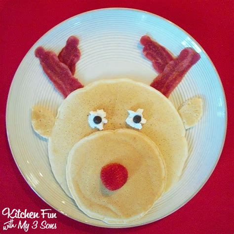 Christmas time is made more fun when you work alongside your children to create christmas meals and snacks for kids. 12 of the BEST Christmas Breakfast Ideas for Kids!