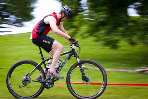 Det er et super stævne til at få skudt sæsonen igang med, og jeg vil helt. Old Hickory Lake Triathlon - Sumner County Tourism