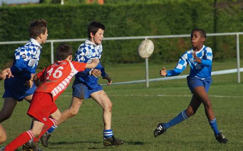 Salut, ldo est un serveur français, tu peux parler, chercher des mates et partager ton contenu. L'école de Rugby à Beauvais - AS Lagny Rugby