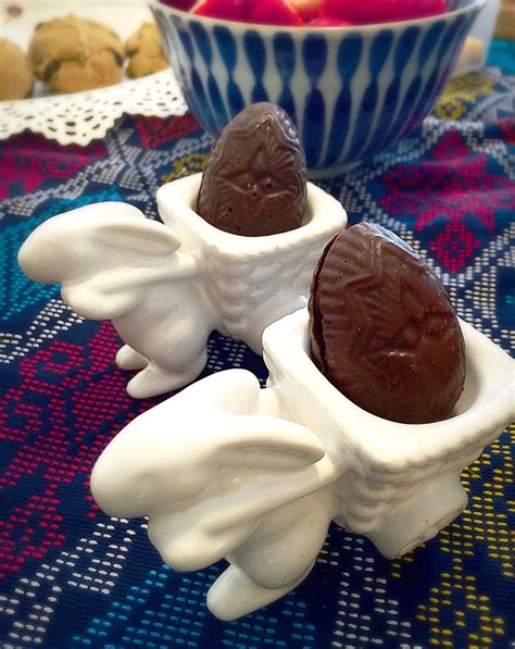 Put a layer of cookies in a baking dish. Homemade sugar free dairy-free chocolate easter eggs (With ...