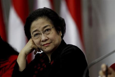 Berita, cerita menarik, sisi lain, pandangan politik, pidato ibu megawati soekarnoputri | @sukarno_org @katasukarno. Megawati Ucap Belasungkawa atas Wafatnya Ibunda Presiden ...