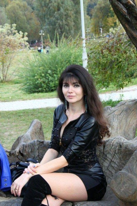 Updated 3 to 5 times per week, every single image you see here is an actual video screen cap! Russian Girls (31 pics)