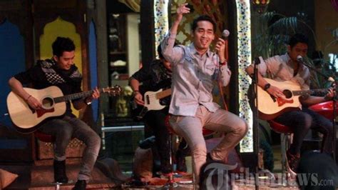 Lirik dan Chord Kunci Gitar Suara (Ku Berharap) - Hijau ...