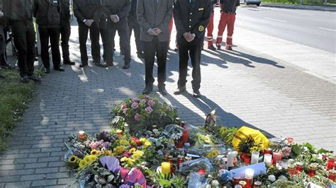 Zweite bombenentschärfung in göttingen am 1.6.2010, 1. Göttingen (Niedersachsen): Vor zehn Jahren riss eine Bombe ...