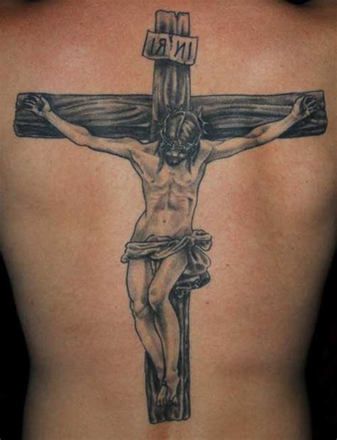 Bonni wants to be a tattoo artist more than anything 79 Fotos/Desenhos de Tatuagens de Crucifixos + Significado!