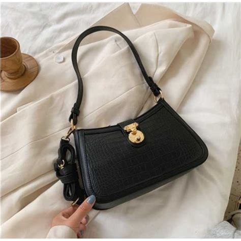 Jenis model tas pesta wanita modern terbaru cantik dan elegan. Jual Shoulder bag atau Tas Selempang Wanita Import Model ...