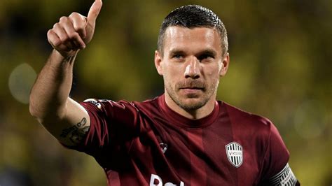 News von und mit lukas podolski. Wechsel zu Vissel Kobe? | Podolski lockt Iniesta: „Wäre ...