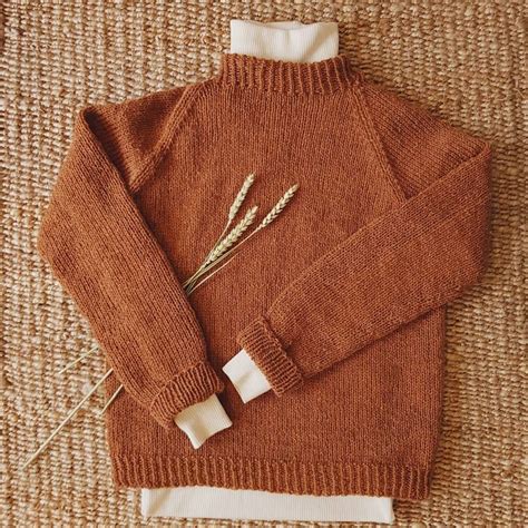 Eventyrlue med hals av handmade by mona. GRATIS STRIKKEOPPSKRIFT: Linns Lune med høy hals ...