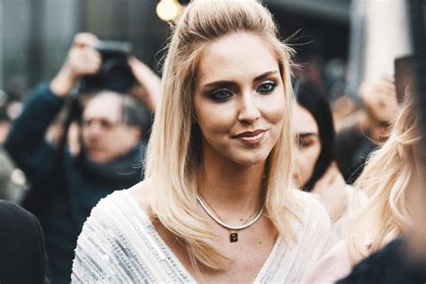 Pohrajte si se smysly svého protějšku a. Italská influencerka Chiara Ferragni se stala dvojnásobnou maminkou | FashionMagazin.cz