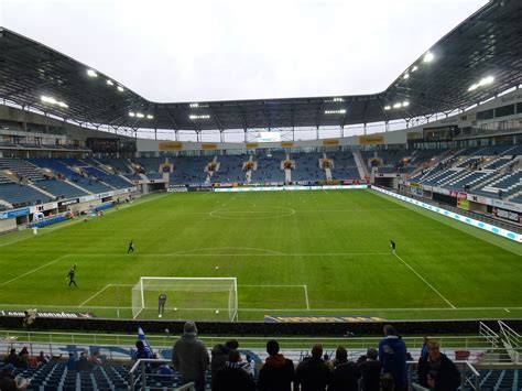 The stadium is situated where the e17 and e40 motorways intersect. Extreme Football Tourism: BELGIUM: KAA Gent (2013-)