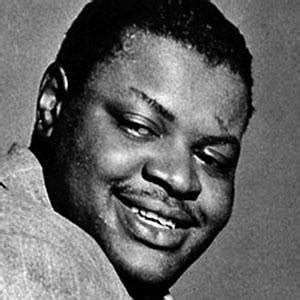 See more of oscar peterson on facebook. Oscar Peterson - Bio, Facts, Family | Famous Birthdays