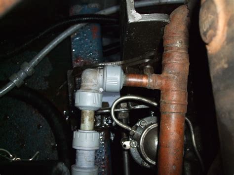 Copper pipes are more expensive but won't peel or rust if you use city water. Halfie: Connecting plastic to copper pipes