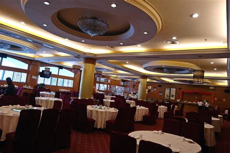 Via isacco newton, 52100 arezzo (ar), italy. Toh Yuen Restaurant @ Klang Executive Club ⋆ Home is where ...