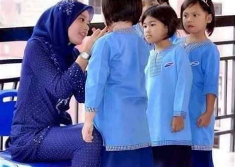 16 mei 2016 ( 9 syaaban 1437) aturcara semua guru dan murid berkumpul di padang sekolah bacaan doa nyanyian lagu patriotik bacaan teks perutusan penyerahan kad ucapan hari guru ikrar hari guru nyanyian hari guru 'kami guru malaysia'. Hari Guru 2018 Malaysia : Teks Perutusan Hari Guru Tahun ...