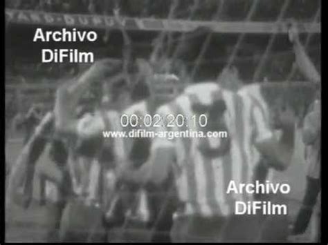 Más contenido exclusivo en www.telefe.com marcelo te trae en esta oportunidad otro de los grandes enfrentamientos a nivel futbolístico de la mano de diego. DiFilm - Racing Club vs Estudiantes de La Plata (1968 ...