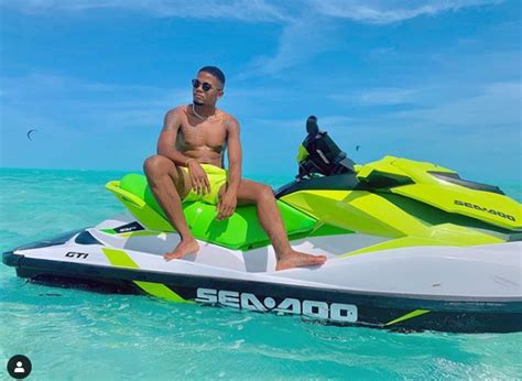 Explore various popular and gifted chat rooms with the most users. Leon Bailey Wiki 2021 - Girlfriend, Salary, Tattoo, Cars ...