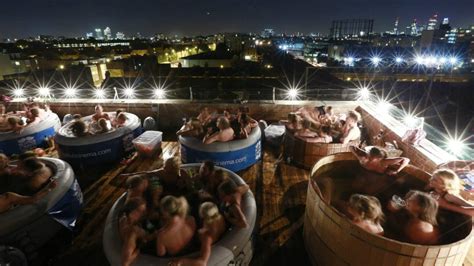 The city park cottage with home theater. Hot Tub Cinema, Sydney | Concrete Playground Sydney