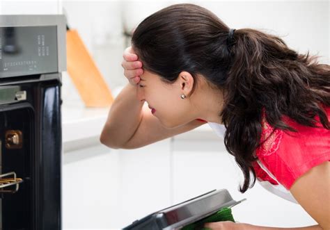 This could be dangerous or lead to burns. Why your oven is not heating properly