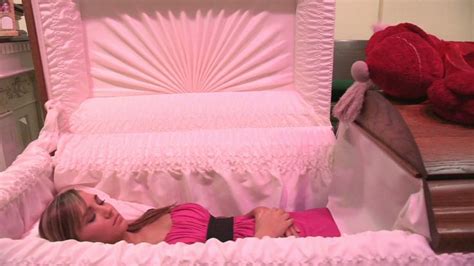 This video shows beautiful women in their funeral caskets! 23 best Ethernal sleep images on Pinterest | Funeral ...