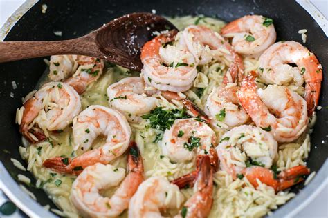 Use chicken or vegetable broth in place of wine. Copycat Red Lobster Recipes - Food.com