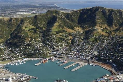 The avon river intersects the city, bringing a natural landscape to the urban environment. Lyttelton Shore Excursion - Christchurch City Sights 2020