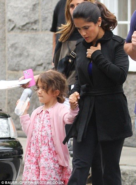 Salma hayek pinault gives us a peek at her lavish wedding on 8th anniversary right now: Salma Hayek reveals daughter Valentina is quite the ...