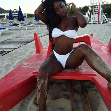 8 chubby sista takes bbc in both holes 12:43. Sexy Black Beauty Bria Myles Nude Photos - Filthy Pie