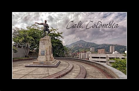 Už jste navštívili destinaci mirador sebastian belalcazar? Sebastián de Belalcázar, Cali, Colombia | Monument to ...