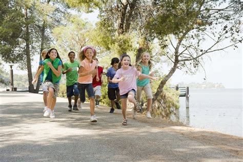 Estoy plenamente convencido de que a los más pequeños de la casa les va a encantar Juegos al aire libre para niños de cuatro años | Geniolandia