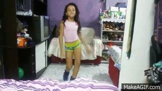 Anitta pre pa ra ( rana suzana dança e muitoo). Anitta Pre Pa Ra ( Rana Suzana Dança e Muitoo) on Make a GIF