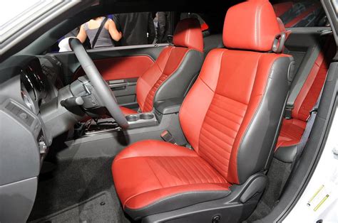 View all 9 hd pictures of this model. Автоблог › Нью-Йорк 2012 › Dodge Challenger Rallye Redline