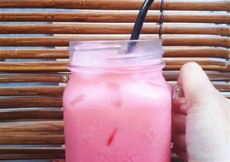 Everything is fun with cheese. Resep Pink Lava ala Richeese Factory🍹 oleh Rya Fahsya ...