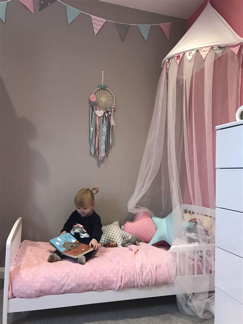 From kids to teens #tween #toddler #teenagers #sports #diy #cars #rustic are you planning to decorate your boy's bedroom? Girls toddler bedroom pink grey dream catcher canopy ...