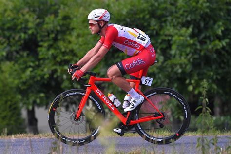 Sans contrat depuis la fin de son bail chez cofidis en décembre, le courtraisien a été récompensé pour son obstination. Geen Tour de France voor Julien Vermote - KW.be - Nieuws ...