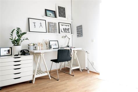 Niki brantmark furniture & decor: BLOGGERS@HOME: Niki Brantmark, My Scandinavian Home - lilaliv